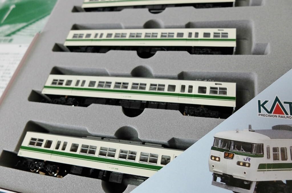 KATO 117系 福知山線色 6両セット 117系福知山線色 KATO。 公式]